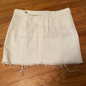 Size 10 adorable white Ralph Lauren mini skirt/cut off